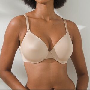 Soma Vanishing Back Bra. Soft tan, size 38D